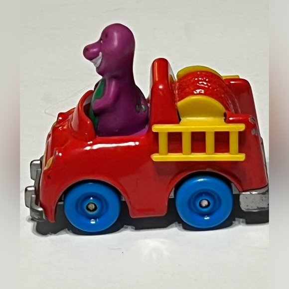 Vintage 1993 Barney Die Cast Red Fire Truck - Picture 6 of 9